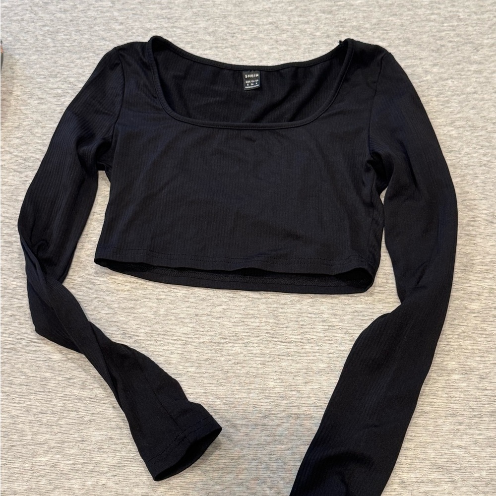 SHEIN Black Fitted Long Sleeve Crop Bodysuit